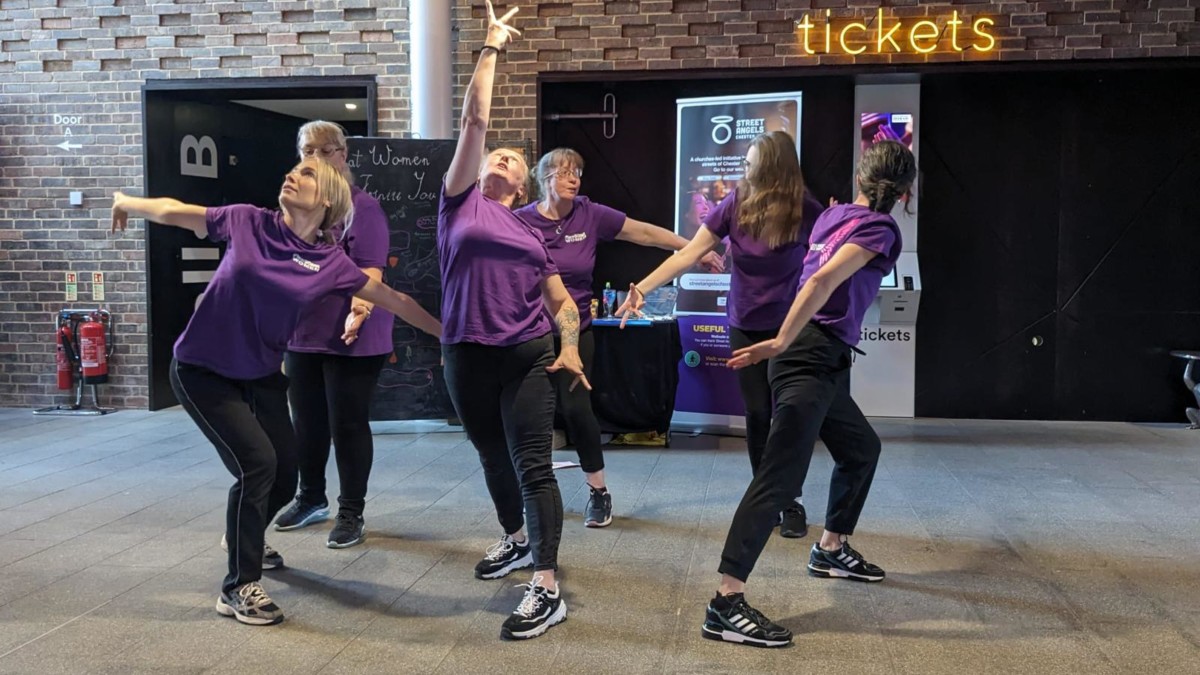 Storyhouse Women PERFORMANCE  